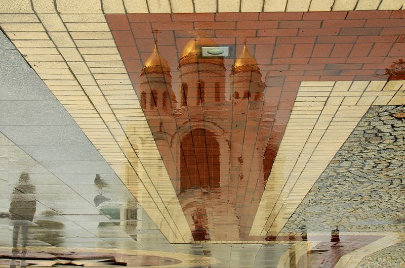 город, храм, отражение, дождь После дождяphoto preview