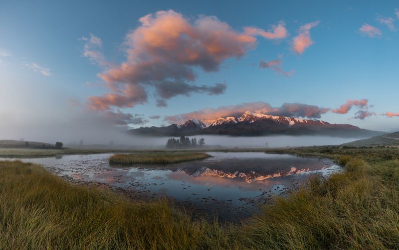 алтай, озеро, горы, пейзаж, туман, рассвет, небо Утреннее волшебство Джангыскольphoto preview