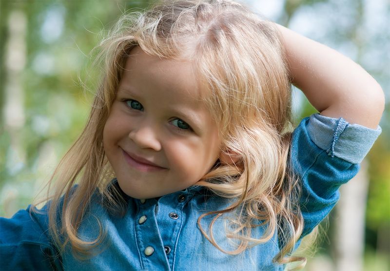 girl,children smilingphoto preview