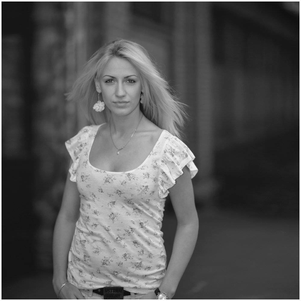 Леся.. Автор: Алексей Соловей , Алексей Соловей