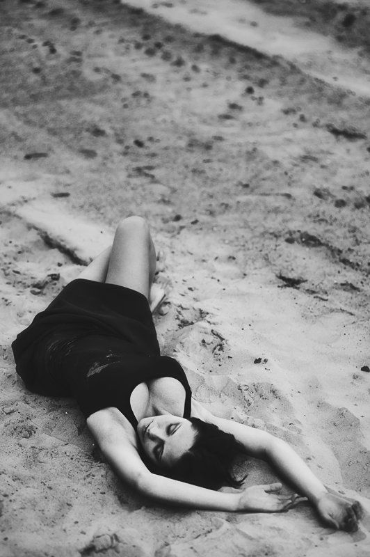 ася, песок, девушка, b&w Sandphoto preview