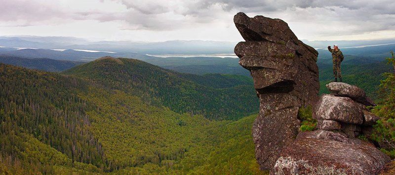 собака, амурские столбы Собака. Амурские столбыphoto preview