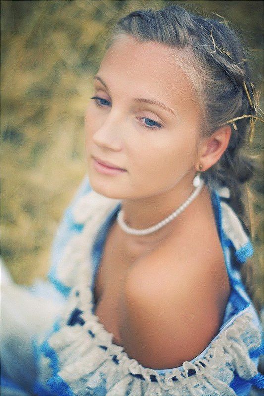 девушка, портрет, осень, 2011 Алисаphoto preview