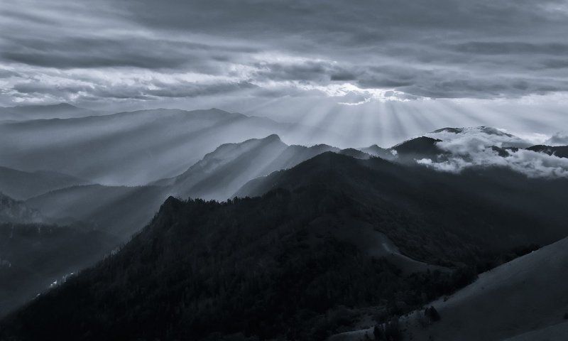 свет, горы, закат, ч.б. Светопредставление в горах -ч.б.photo preview