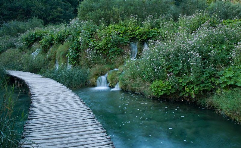 Plitvice promenadephoto preview