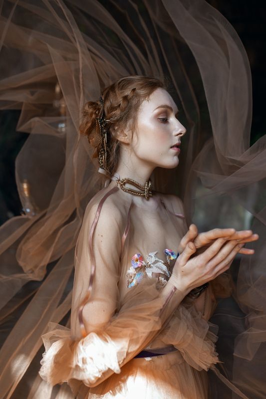 portrait, art, fashion, model, sony alpha, studio, photographer, 35mm, sigma, colourful, colours Lisaphoto preview