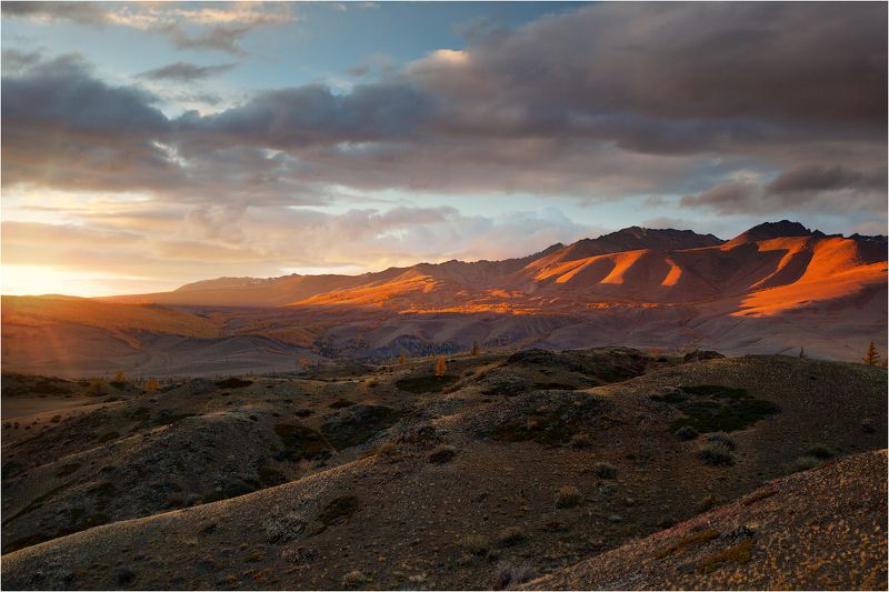 алтай озеро осень золотая горы лиственница закат,солнце Последний всплеск...photo preview