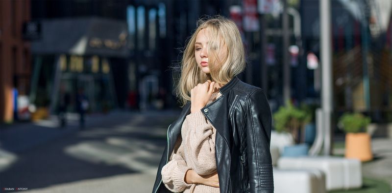 shabanantony, canon 5d, canon 85mm f 1.8, portrait, city Янаphoto preview