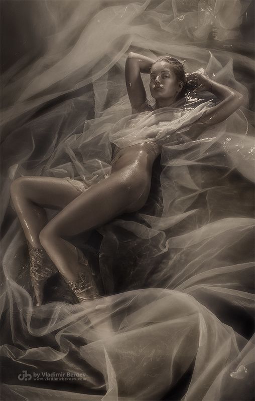 арт-ню, Владимир Бероеа, Vladimir Beroev, ню, nude, boduart, фотосессия, beauty, бьюти, aqua, голая, naked, фотосет, аквастудия, аквасъемка VicAqua. Scene 7photo preview