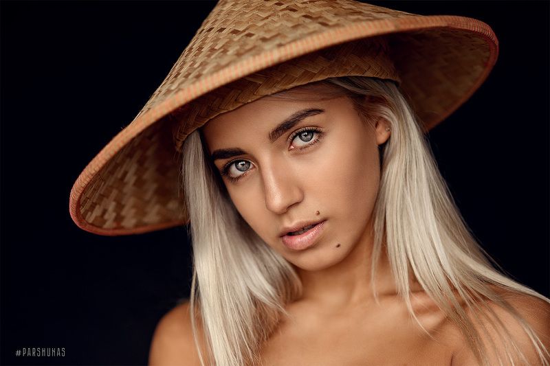 Алинаphoto preview