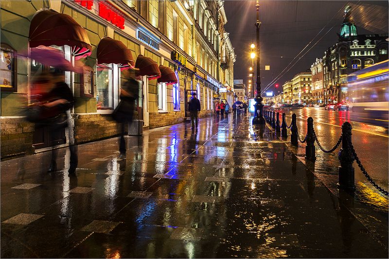 Дождливый осенний Невскийphoto preview