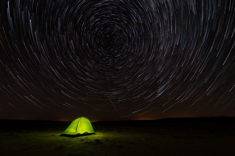 меркулов, николай меркулов, nmerkulov, nmerkulovphotography, пейзаж, ночь, ночной пейзаж, звезды, звездные треки, стартрейлы, палатка, night, nightscape, startrails, tent, landscape, никон, nikon, d850 Глашатай Персеиды / Herald of Perseidsphoto preview
