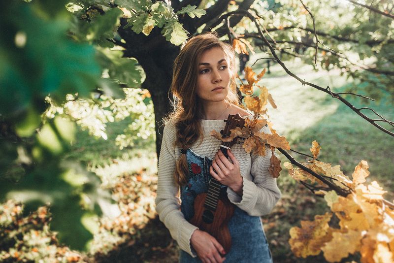 Лада и осеньphoto preview