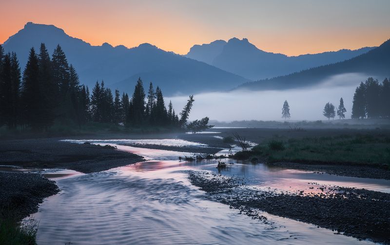 Yellowstone\'s Morning Calm photo preview