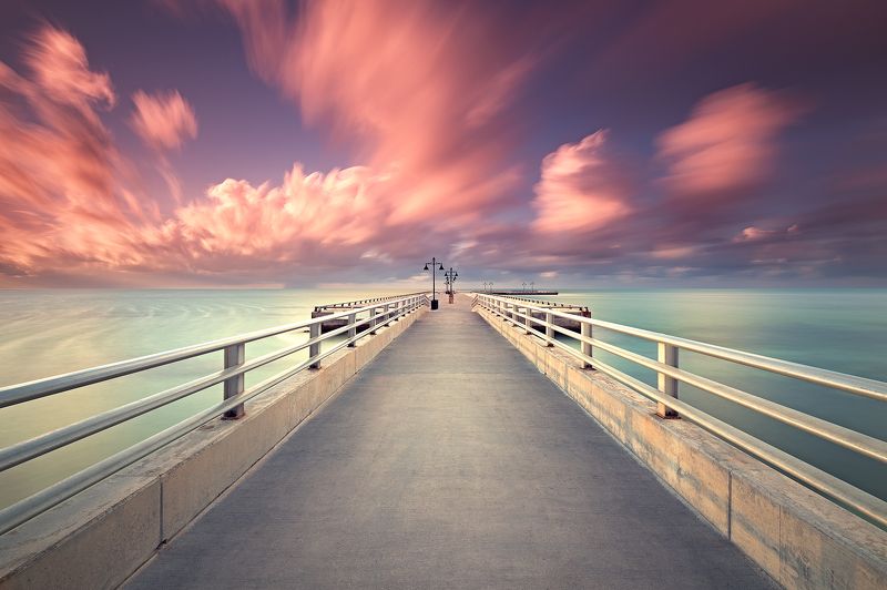 The Memorial Pierphoto preview