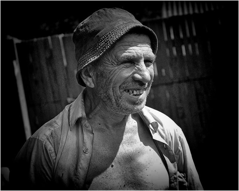 пожилые Сергеичphoto preview