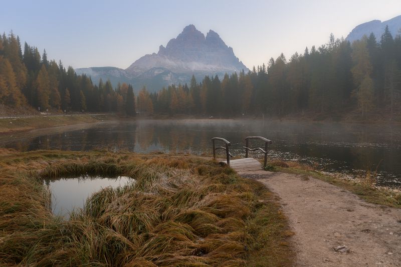 италия, доломиты, горы, озеро, осень, мостик Анторноphoto preview