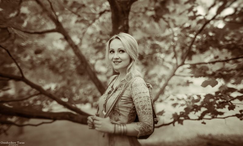 портрет,девушка,парк,блондинка ..photo preview