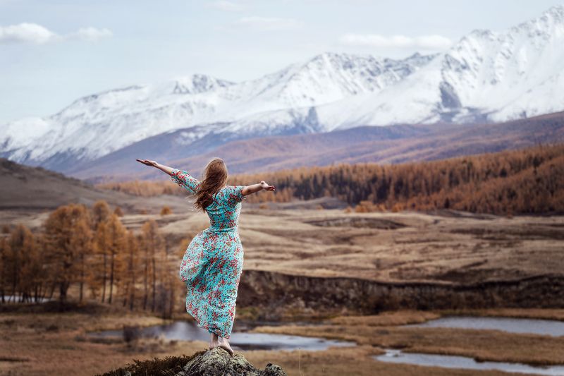 горы, природа, девушка, пейзаж, осень, алтай, свобода, портрет, mountains, portrait, nature, girl, autumn, freedom Дыхание свободыphoto preview