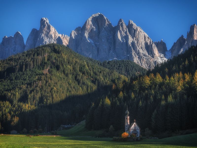 италия, доломиты, горы, церковь, осень, санта магдалена Silencephoto preview