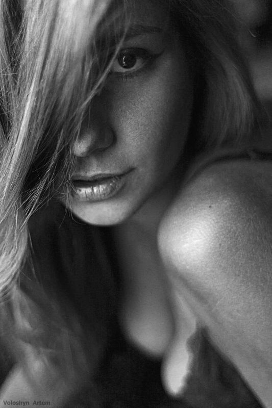 черно-белое Янаphoto preview