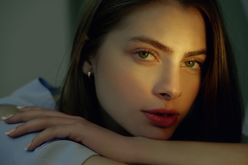 portrait face model Sighs From the depthsphoto preview