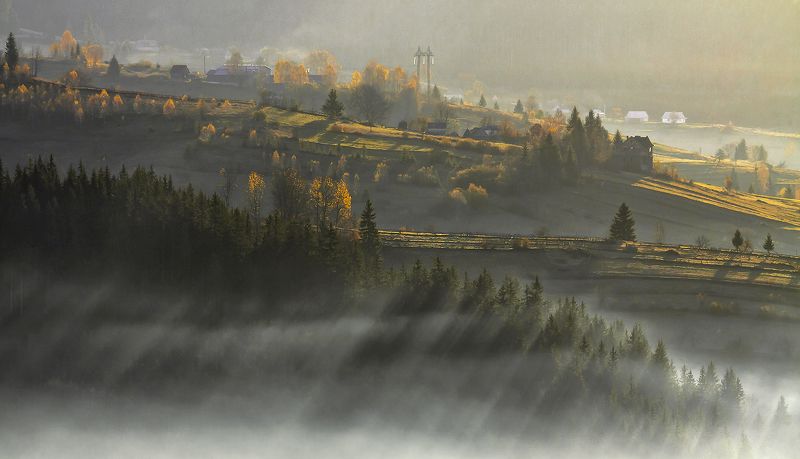 карпаты,	осень, туман, утро, горы, солнце Тени осени...photo preview