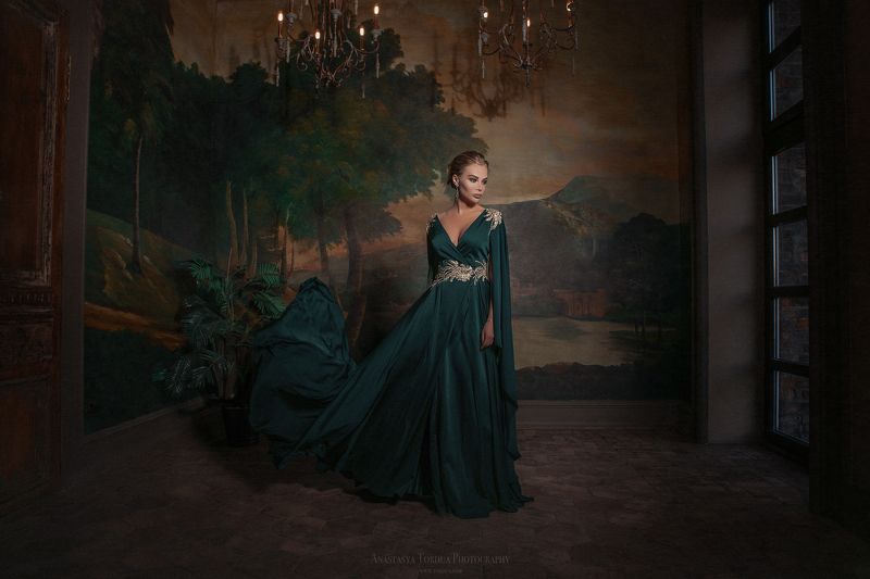 италия платье ветер киносвет Миша Калианиphoto preview