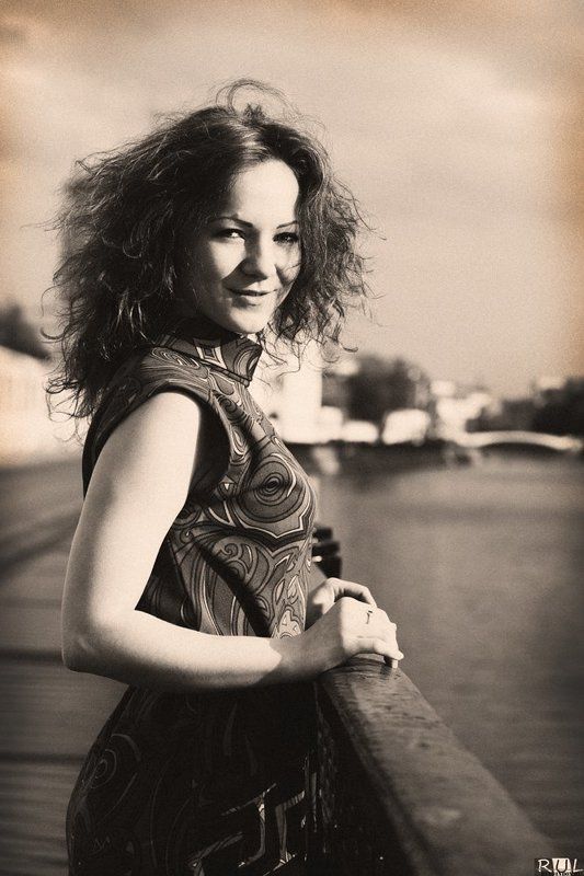 модель, девушка, аня, москва, набережная, пленэр, платье, ретро, портрет Смphoto preview