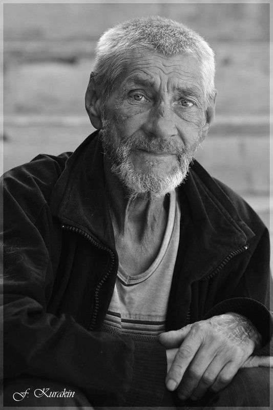 Старый сиделец...photo preview