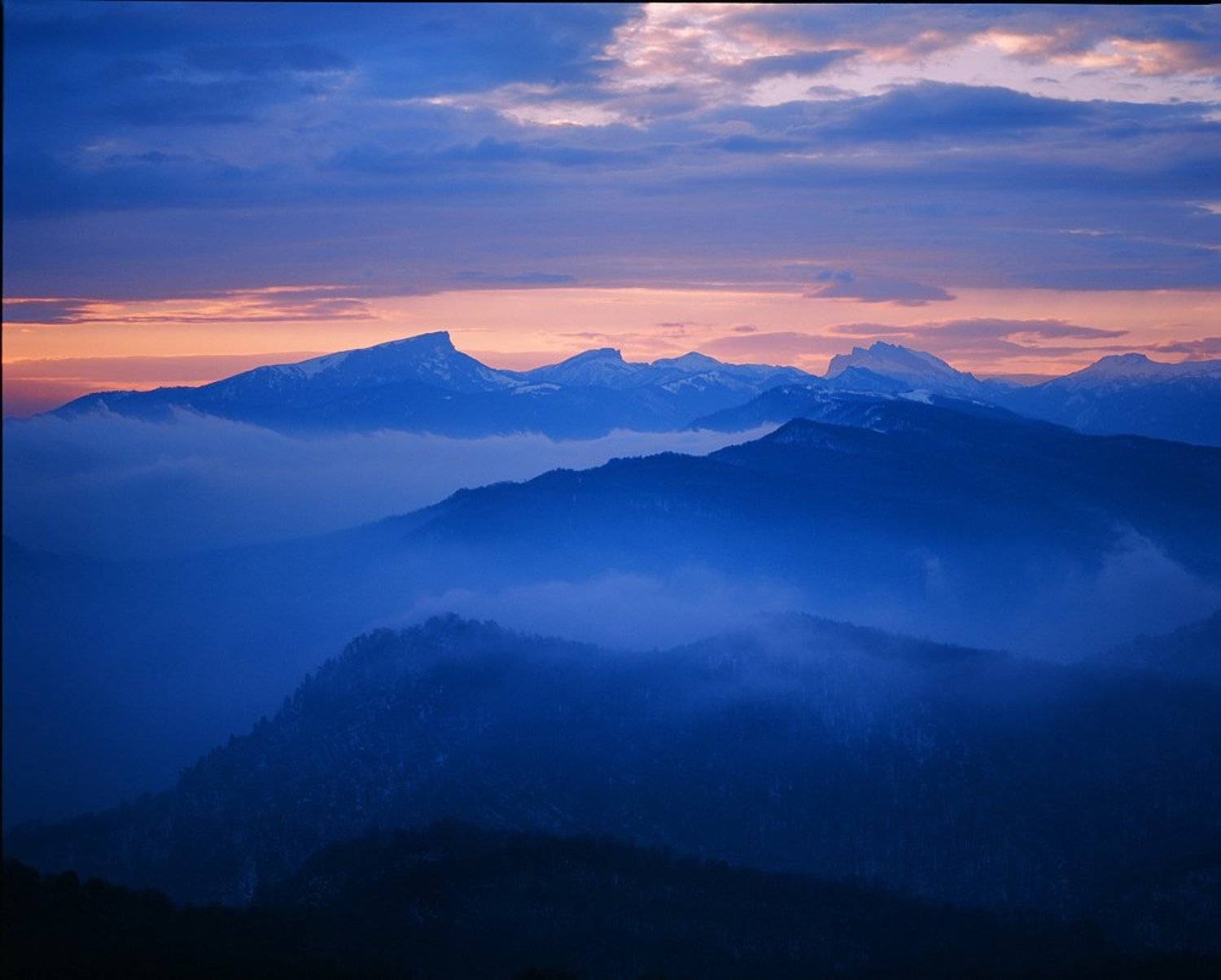 *. Автор: Роман Путинцев , Роман Путинцев