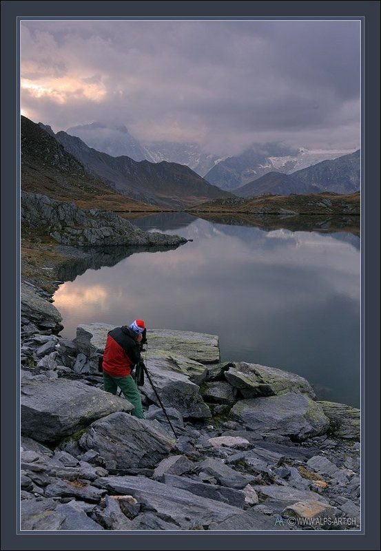 Пейзаж с фотографом фото превью