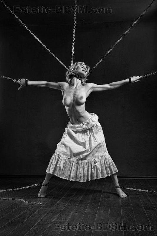 рабыняphoto preview