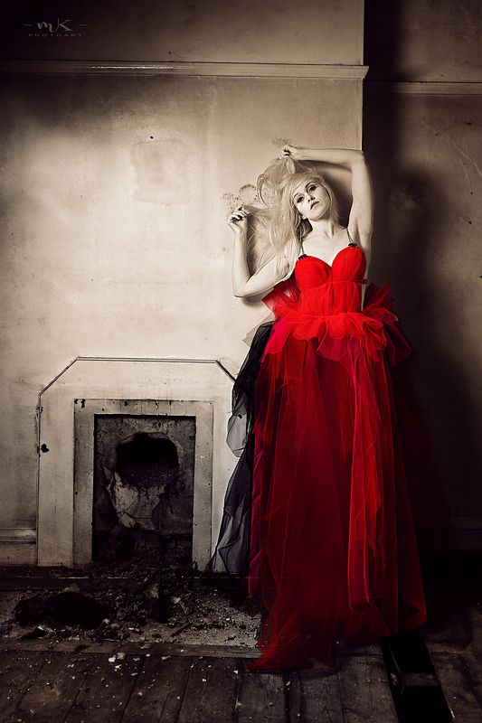 sandra ged Home alonephoto preview