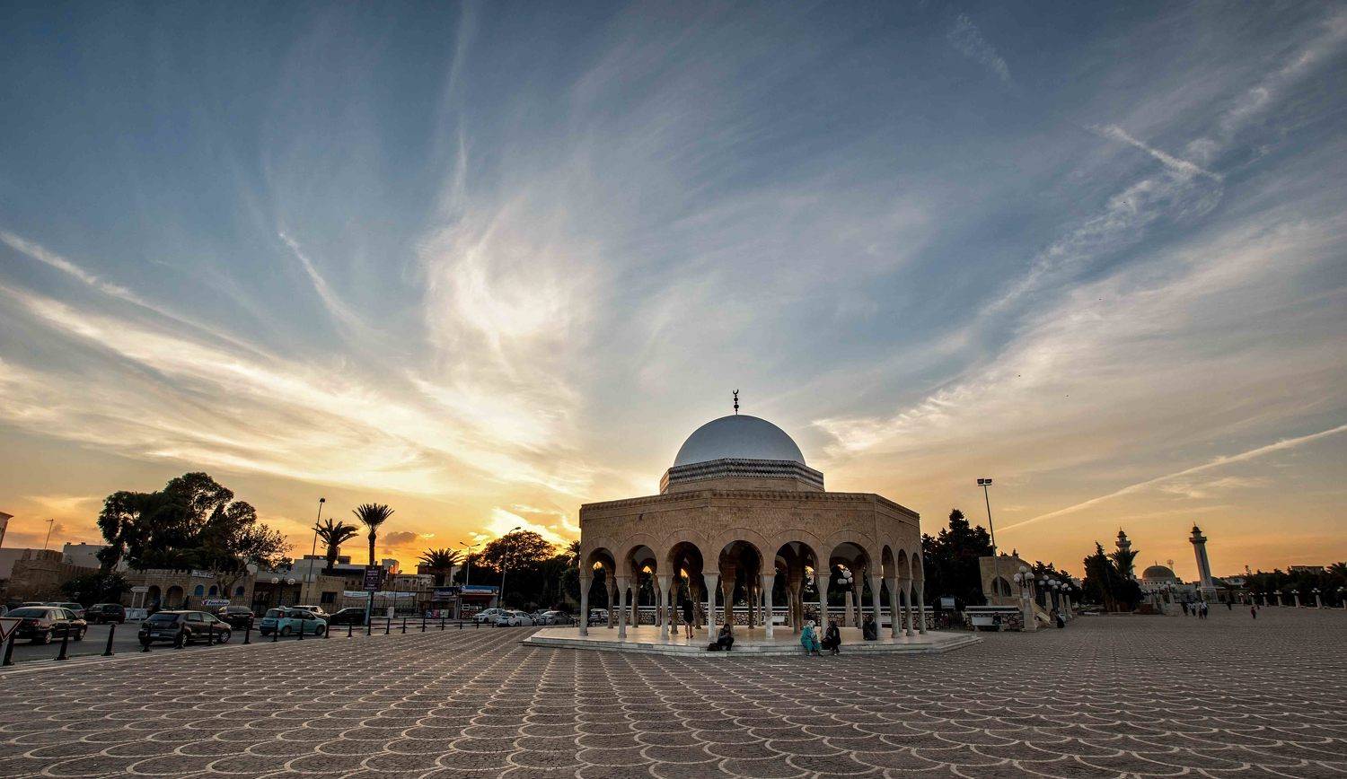 город, закат, александр таничев