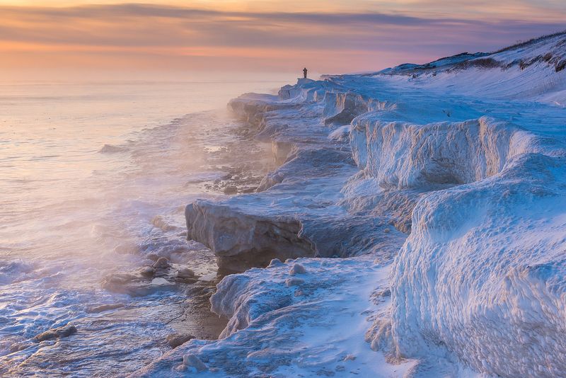 сахалин, зима, зимовканасахалине Один во льдахphoto preview