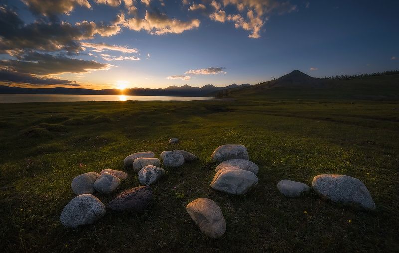 монголия, хубсугул Время собирать камни…photo preview