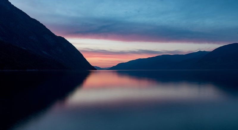 Закат на Телецком озереphoto preview