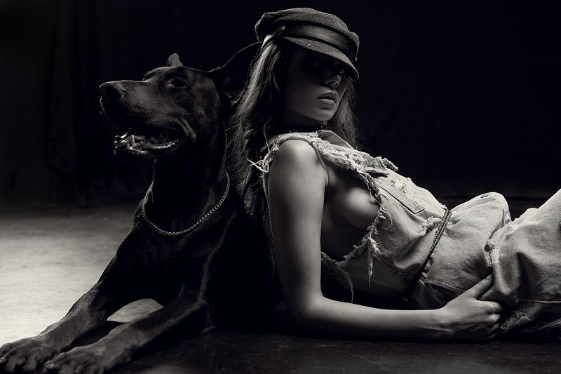 portrait, 35mm, girl, beauty, retouch, posing, model, studio, photography, fitness, lingerie, sexy, sigma, sony, a7iii, a7m3, art, light, hair, bazarov, glamour, fashionable, elegant, fashion, style, pretty, doberman, awesome, dog Doberman projectphoto preview