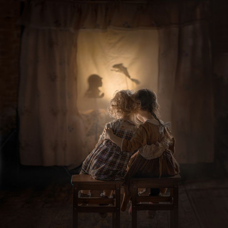 Театр тенейphoto preview