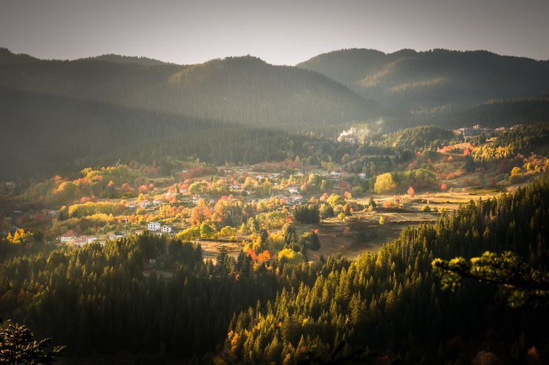 #rays, #autumn, #smolyan, #bulgaria, #house, #sunset, #travel, #journey, #rhodope_mountains Последние лучиphoto preview