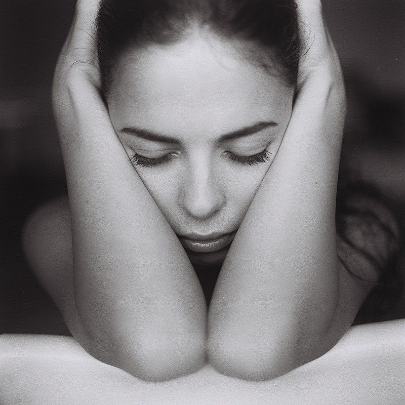 девушка,чб,портрет Портрет девушкиphoto preview