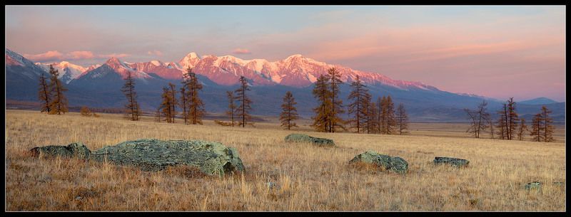 алтай, северо-чуйский хребет, горы, осень, курайская степь. Курайская степь....photo preview