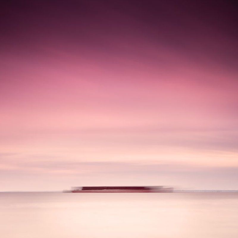 минимал, пейзаж Корабль-призракphoto preview