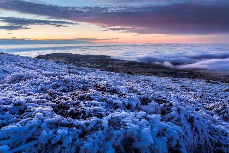 #sunset #bulgaria #vitosha #winter #cold #ice #cherni vrah #mountain When the cold drawsphoto preview