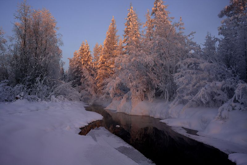 зима, холод, речка, снег, лед, якутия, ойиякон, полюс холода, природа, путешествия Начало дняphoto preview