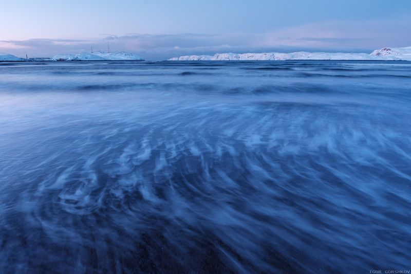 баренцево море,териберка,вечер,сумерки,волны,зима,крайний север,заполярный круг,пейзаж,россия,берег,длинная выдержка Ветер волнphoto preview