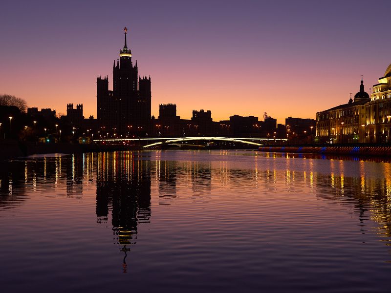 город, Москва, столица, рассвет, сталинская, высотка, небоскреб, река, утро, силуэт Москва. Рассвет на Котельнической.photo preview