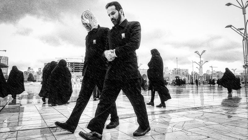 blackandwhite, street, bnw, people rain in haramphoto preview