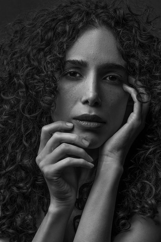 #portrait #bnw #b&w #girls #eyes lookatmephoto preview